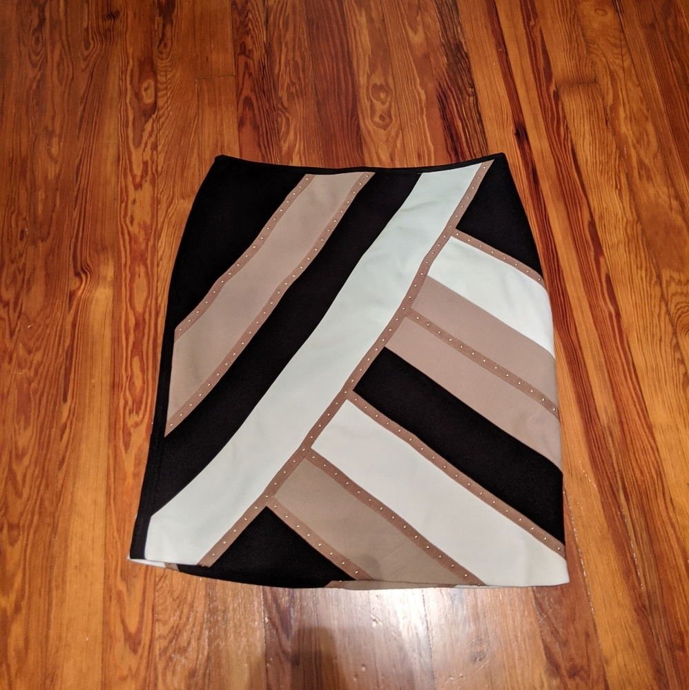 WHBM Beige, Black White Geometric Skirt